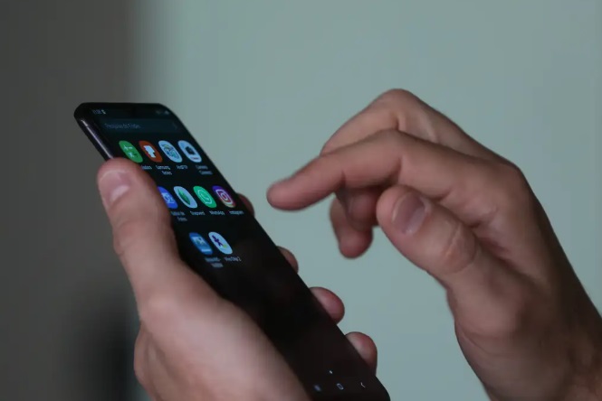 Acesso à internet na primeira infância mais do que dobrou desde 2015