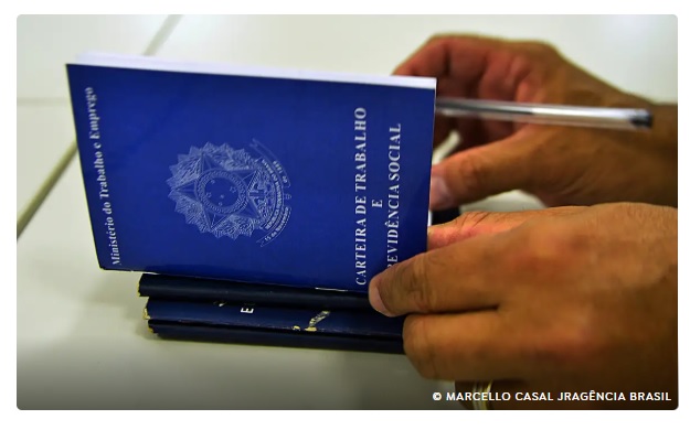 Governo confirma salário mínimo de R$ 1.621 em 2026