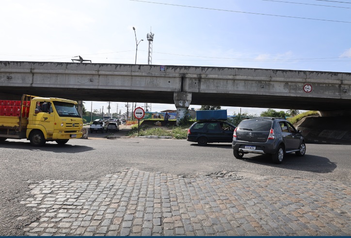 Prefeitura de Feira inicia obras de requalificação no entorno do viaduto da Cerb