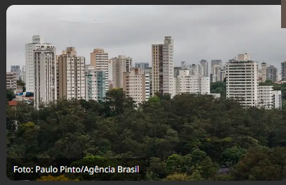 Sete das dez melhores cidades para morar em 2025 estão em SP, aponta IPS Brasil