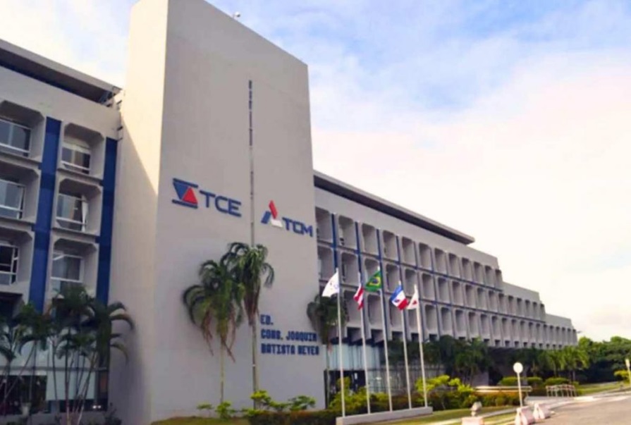 TCM recomenda suspensão de licitação de mais de R$ 20 milhões lançada pela Prefeitura de Feira, na área de saúde