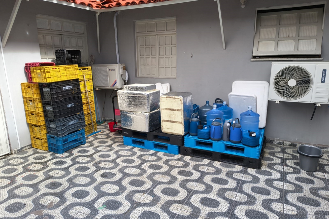 Vigilância Sanitária interdita estabelecimento por funcionamento irregular após denúncia